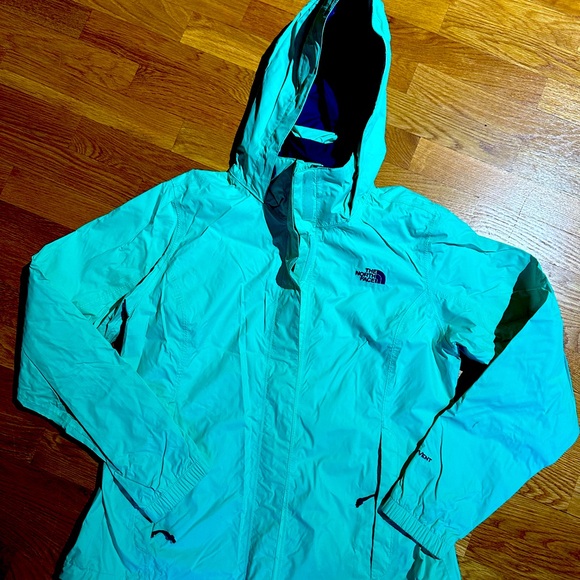 Ladies North Face light shell raincoat - Picture 1 of 4
